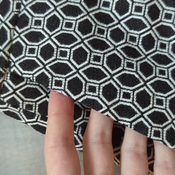 Banana Republic Size 2 Shorts - Picture 6 of 9